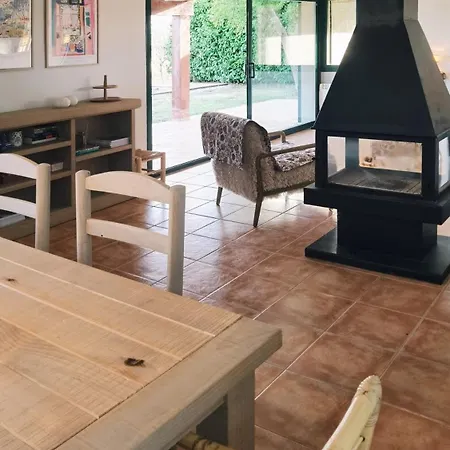 Holiday home Casavells Corsa